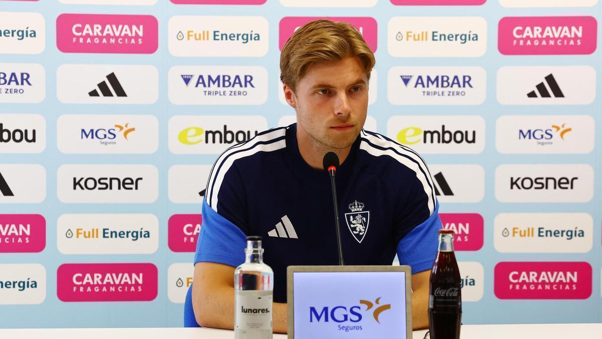 Emil Hansson deja el Real Zaragoza por problemas personales