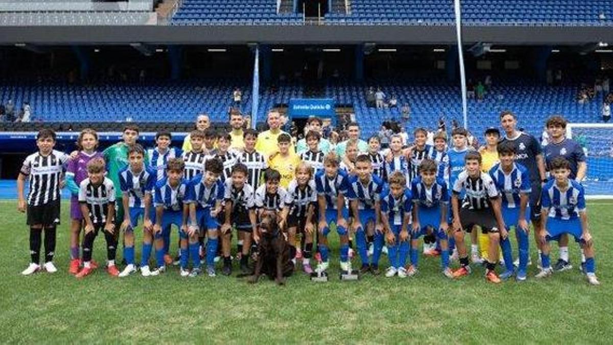 Riazor vibra con el mini Teresa Herrera y victorias blanquiazules