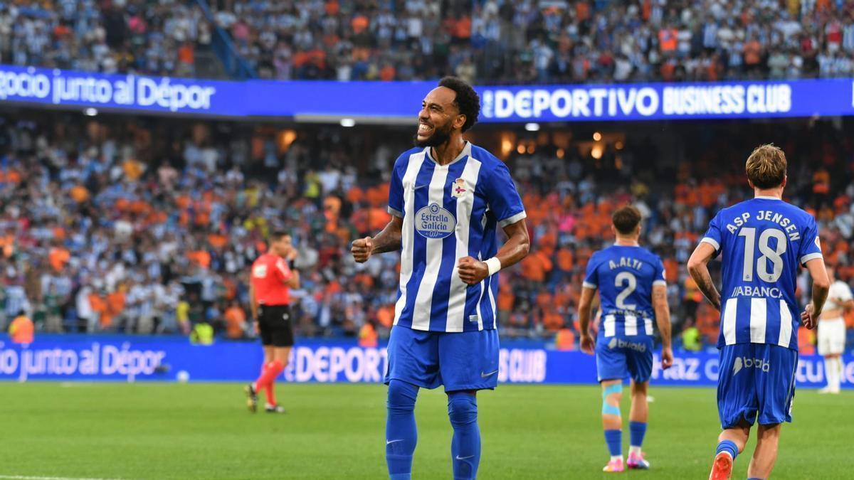 Aubameyang y su primer gol con el Deportivo: importancia del control