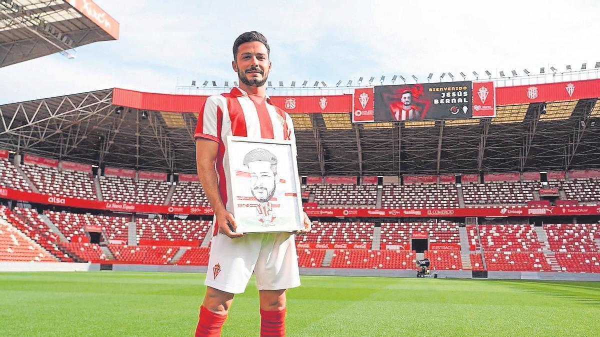 Jesús Bernal: "Tengo pena por el Real Zaragoza, es mi casa"
