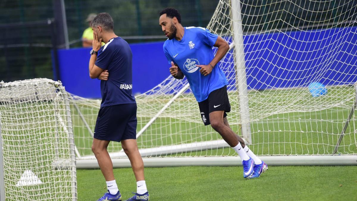 Aubameyang, un 'correcaminos' sin limitador de velocidad para la delantera del Deportivo