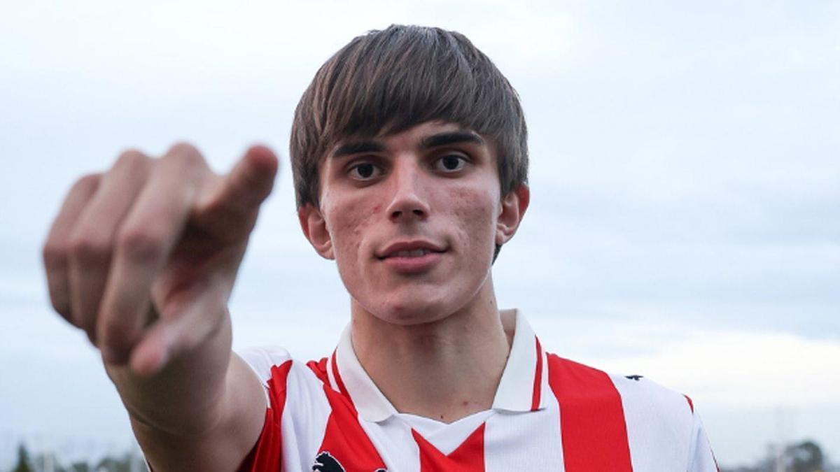 Sporting ultima la cesión de Andrés Cuenca