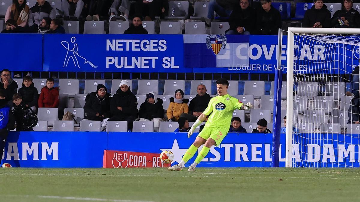 Deportivo trabaja la cesión de Eric Puerto al Penafiel