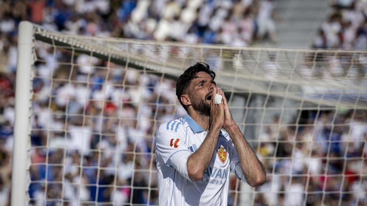 Crisis de gol en el Real Zaragoza: más de 7 horas sin marcar
