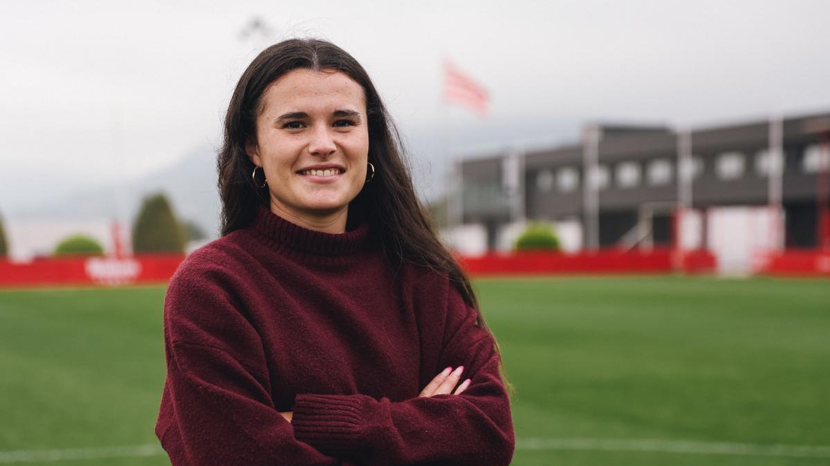 La capitana del Sporting se despide del fútbol a los 24 años