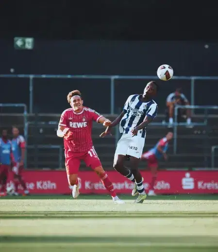 La Real Sociedad disputa amistoso cerrado en Colonia