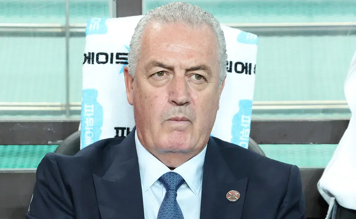 Gustavo Alfaro confirma que dejará Paraguay tras el Mundial 2026