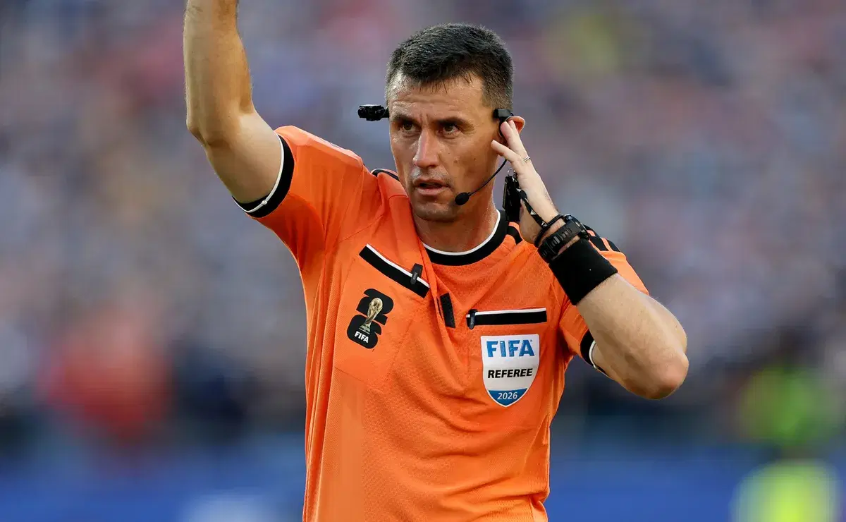 Árbitro para Paraguay vs Francia: Ilgiz Tantashev