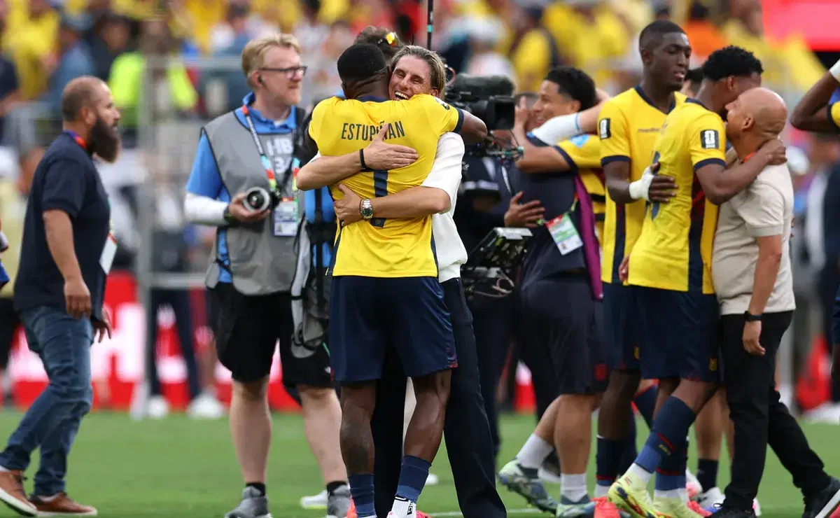 No anotó goles ni ganó un partido en el Mundial pero fue ofrecido a ser nuevo entrenador de Ecuador