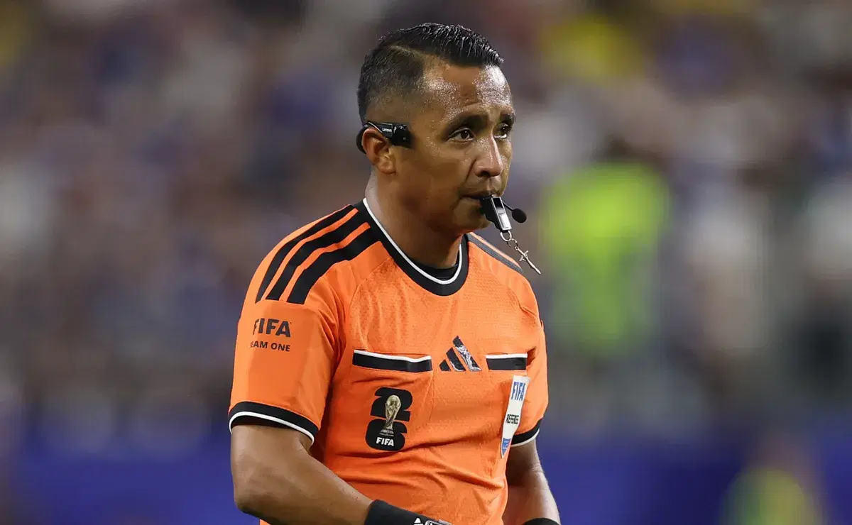 Iván Barton será el árbitro del Suiza vs Colombia