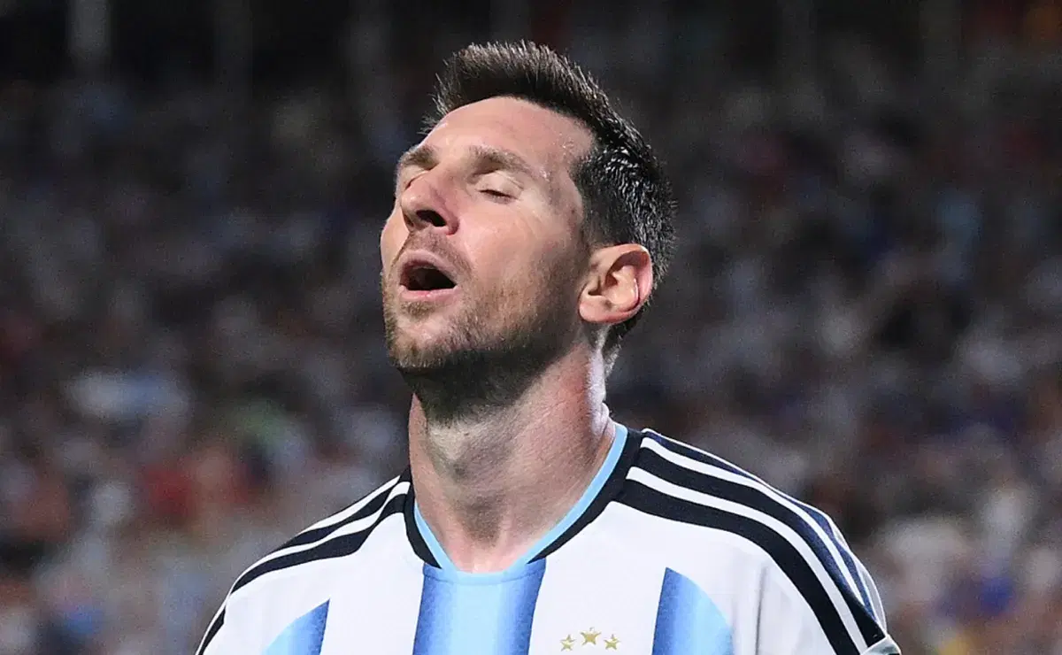 FIFA sancionó a Argentina con multa de 30 mil dólares por tarjetas amarillas ante Suiza