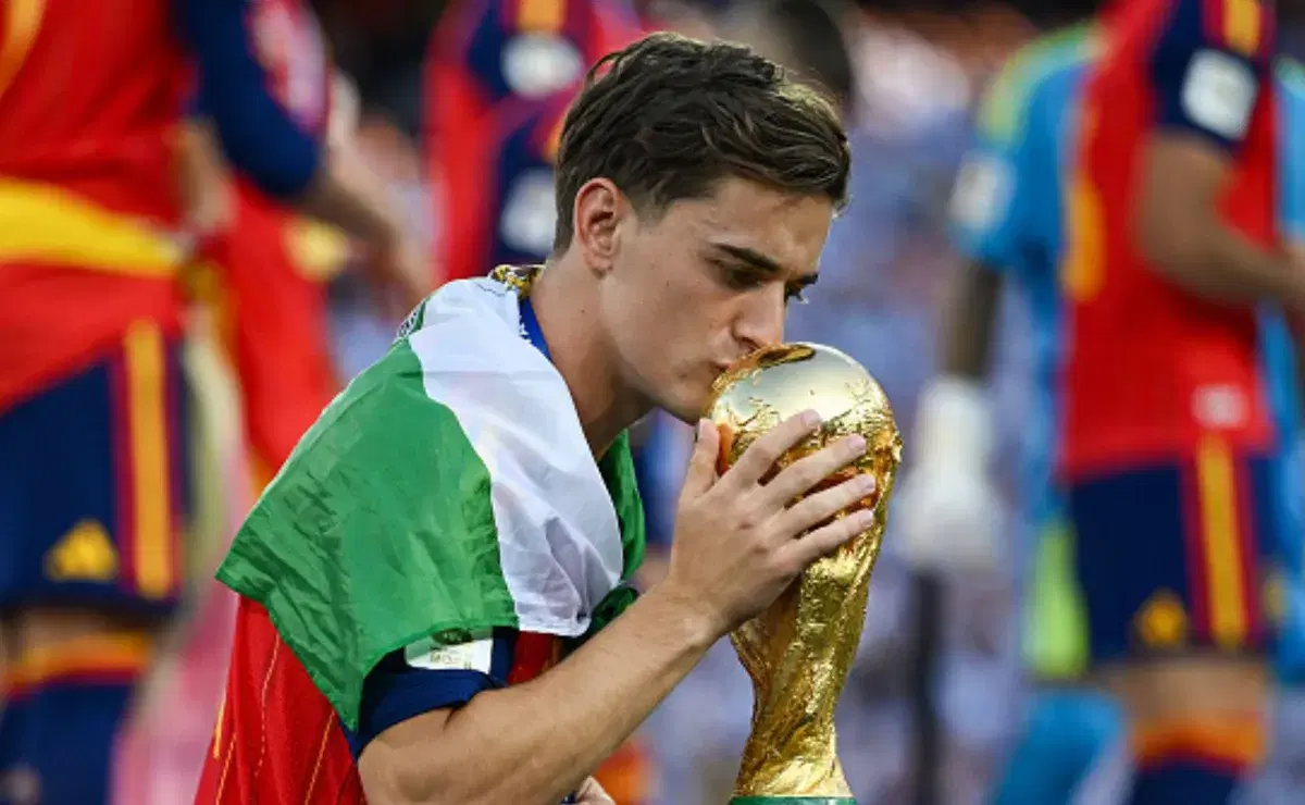 Pese a ser agredido por Argentina, así fue el enorme elogio de Gavi a Lionel Messi