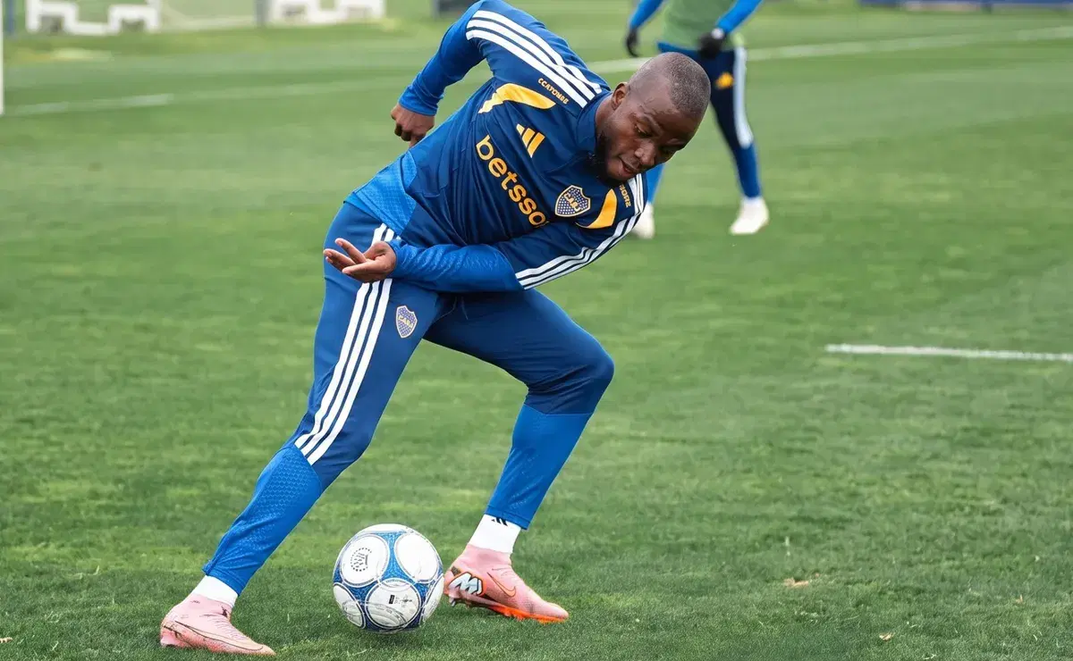 La primera decisión de Boca Juniors con Enner Valencia, tras su gris debut en la Copa Sudamericana