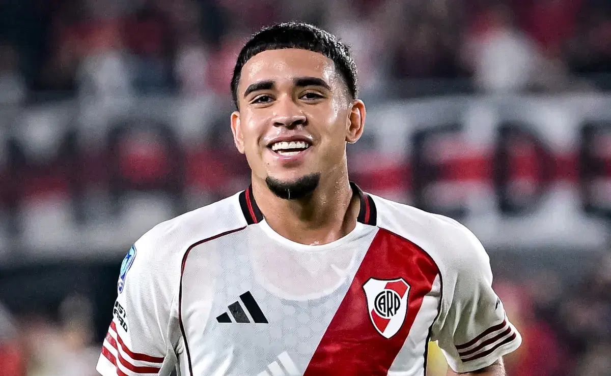 Kendry Páez envía mensaje viral tras eliminación de River Plate