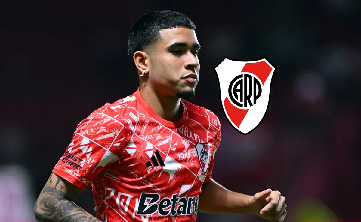 Hinchas de River Plate le ponen APODOS a Kendry Páez en su despedida