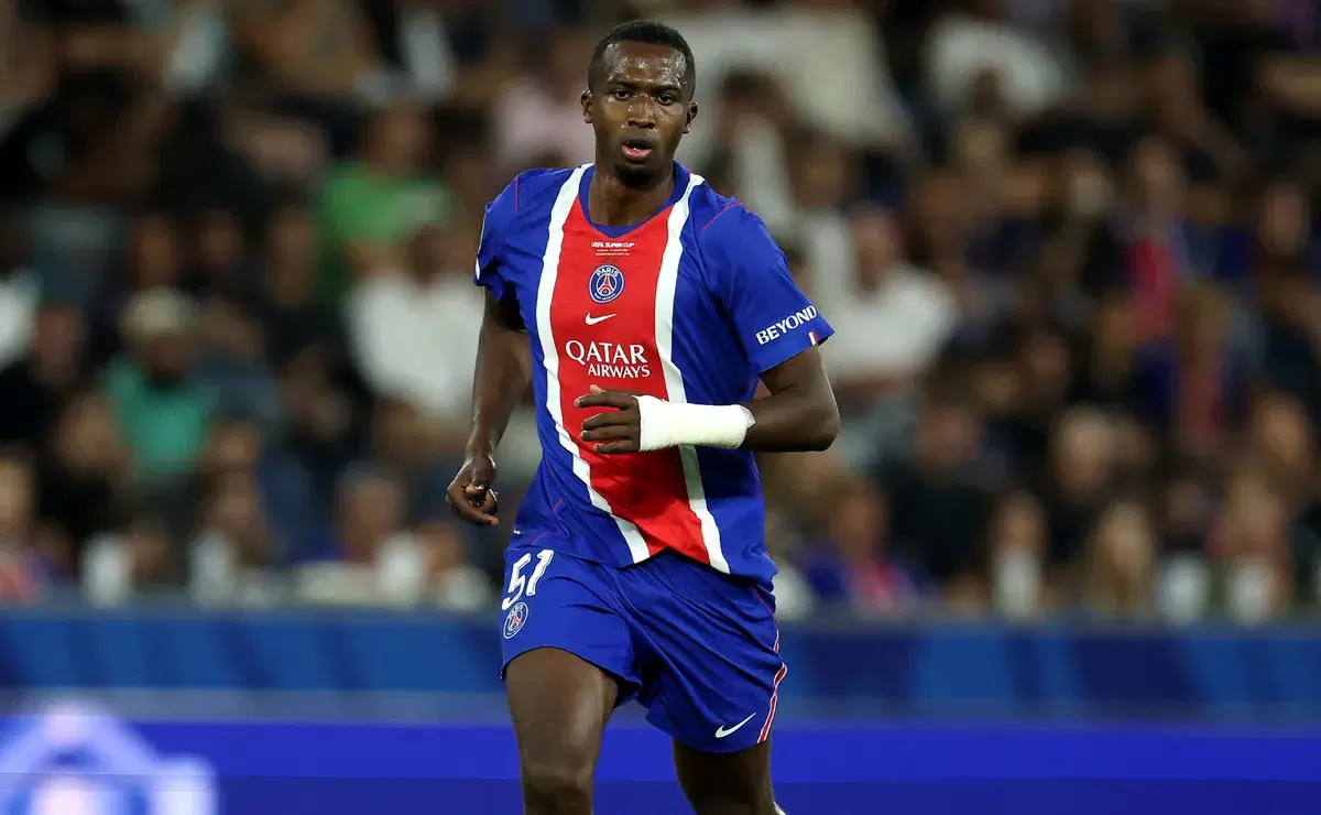 William Pacho establece récord en la Champions League