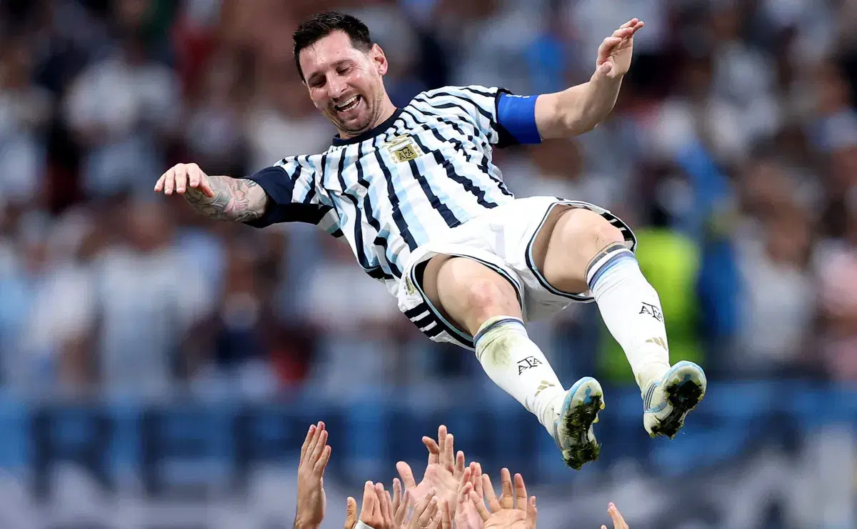 Zlatan Ibrahimovic enciende todo tras polémica victoria de Argentina