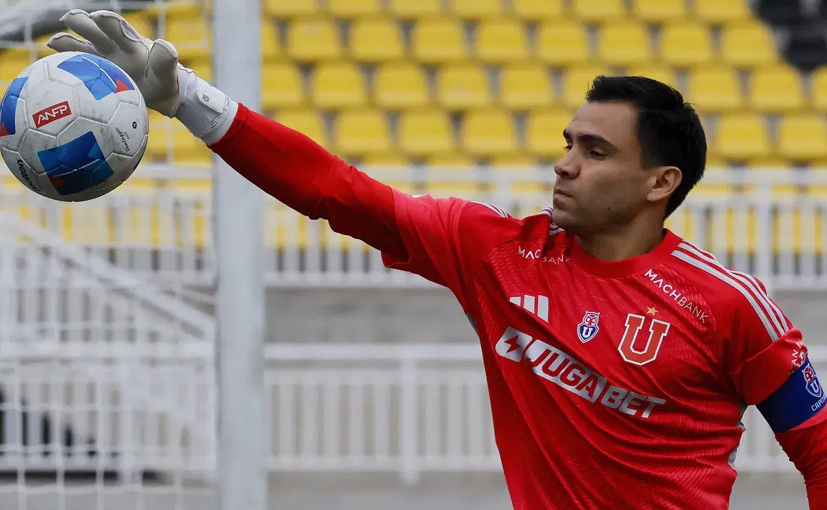 Cristopher Toselli afina su salida de la U de Chile rumbo a la Primera B: tiene opción concreta