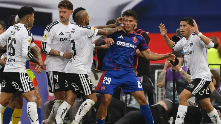 Vidal revela cómo sorprendieron a la U en el Superclásico