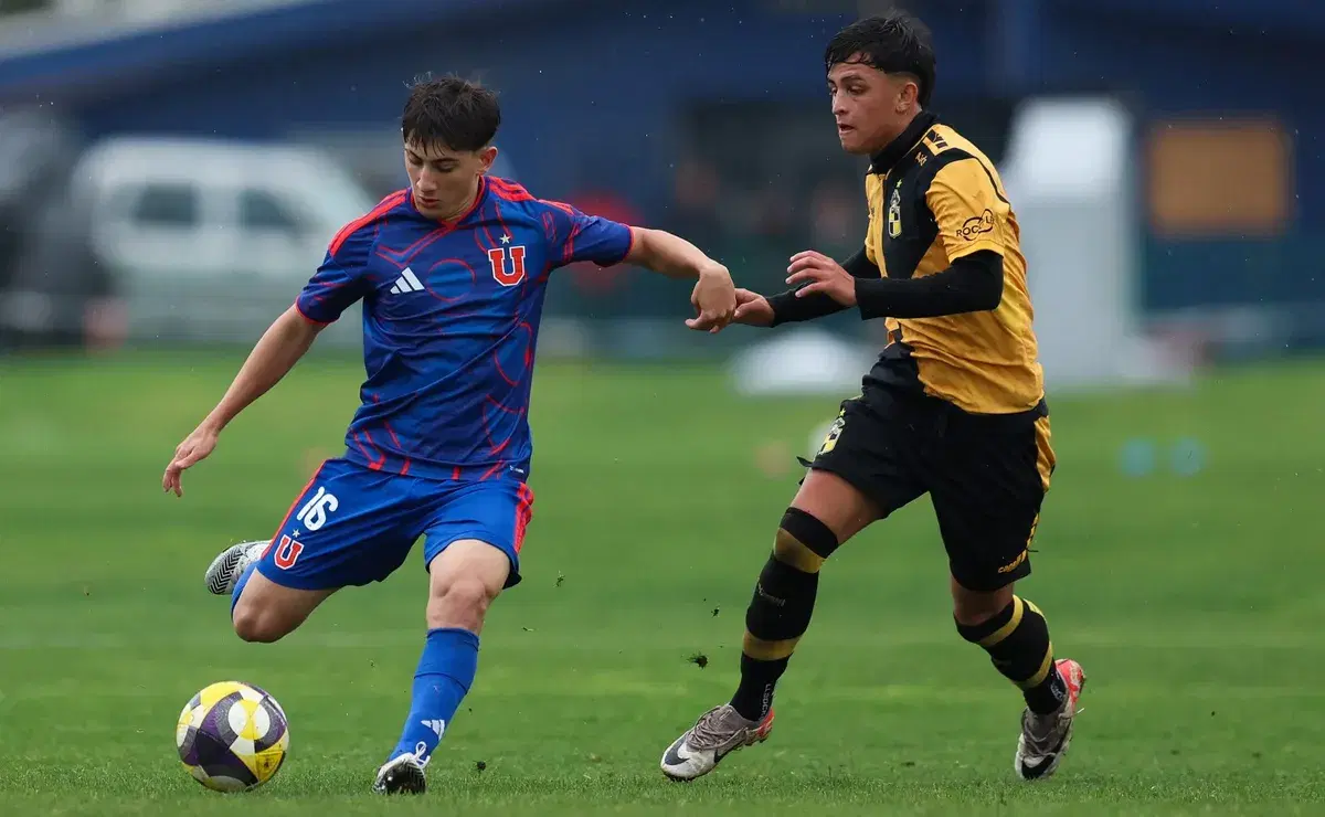 Valentín Montillo debuta en la U de Chile mostrando su talento