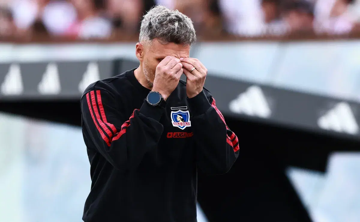 Patricio Bustamante advierte a Colo Colo sobre el pasto del Monumental
