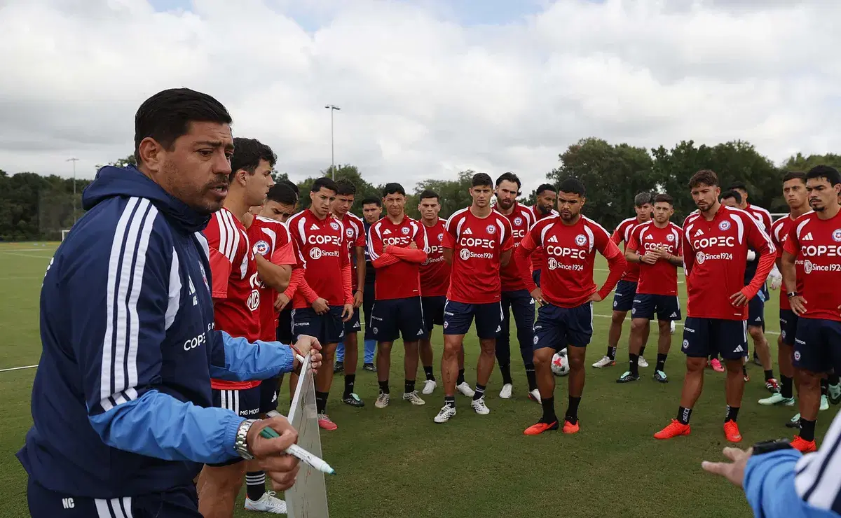 Chile enfrenta a México en su último amistoso de la gira Norteamérica