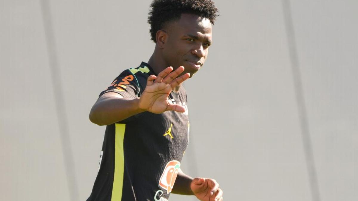 Vinicius: "Ancelotti me da la libertad y confianza que necesito, pero tenemos que hacer lo que nos pida"