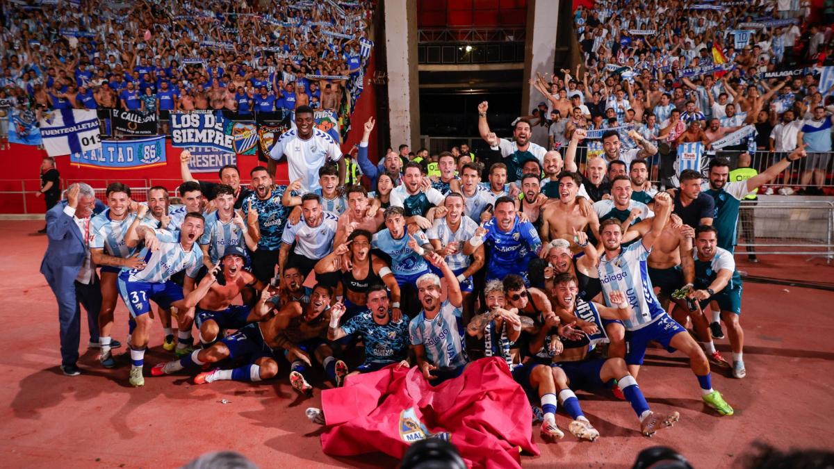 ¡UN HOMENAJE A LA DISTANCIA! Tiene que ver con Juanfran Funes y su histórico ascenso con el Málaga
