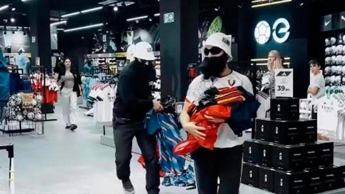 ¡ROBO AL MUNDIAL 2026! Se viralizó un "ASALTO" de camisetas de España en el País Vasco