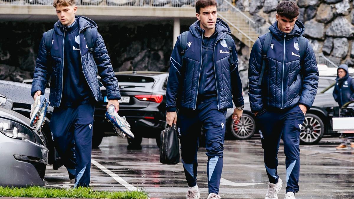 Matarazzo llama a 12 futbolistas del Sanse para paliar las bajas al inicio de la pretemporada y ¿buscar un 'fichaje' de casa?