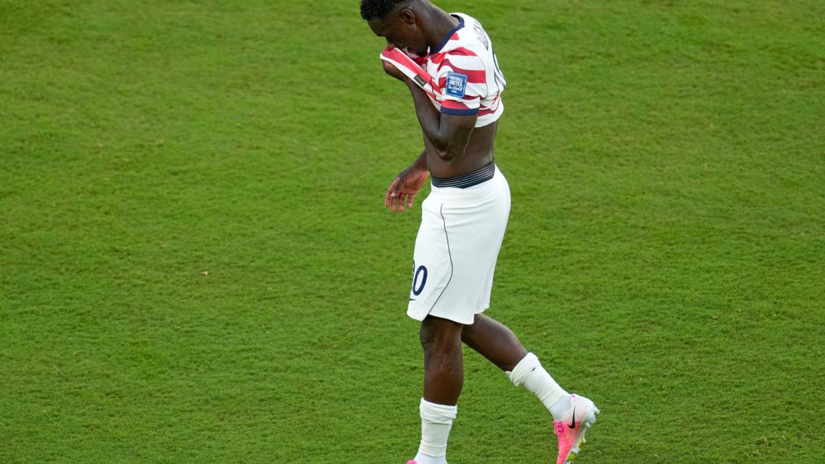 FIFA explica por qué le quitó la sanción a Balogun: "Revisar las consecuencias de las rojas en el fútbol no es nada nuevo"
