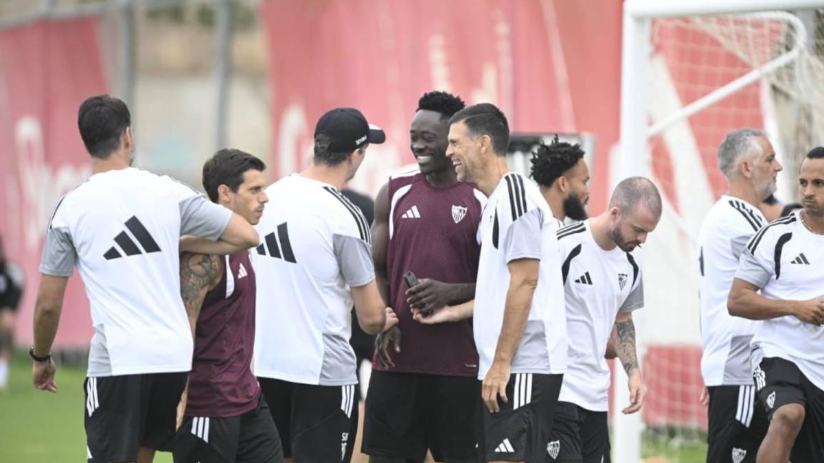 El Sevilla, de Oso a Akor