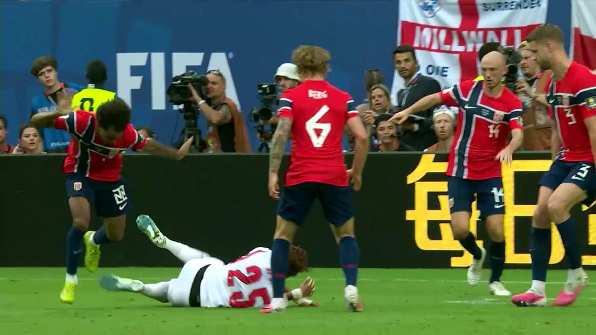 VIDEO: Anulado un penalti a Inglaterra en la prórroga contra Noruega
