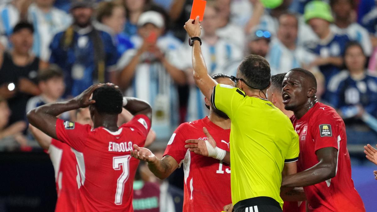 Embolo y otras víctimas de las nuevas normas del Mundial