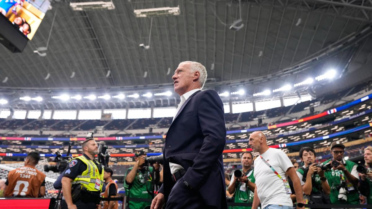 Deschamps: "¿Creen que el árbitro estuvo a la altura de una semifinal? Es una pregunta, no una queja"