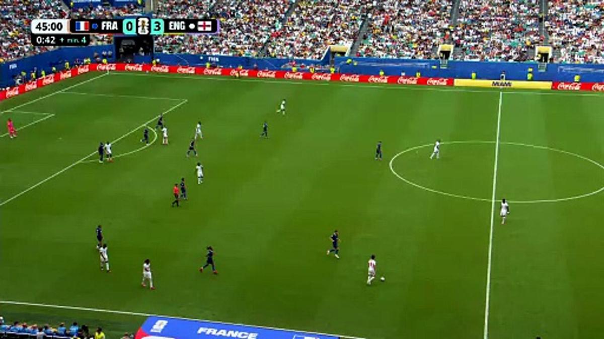 Gol de Saka (0-4) en el Francia 4-6 Inglaterra