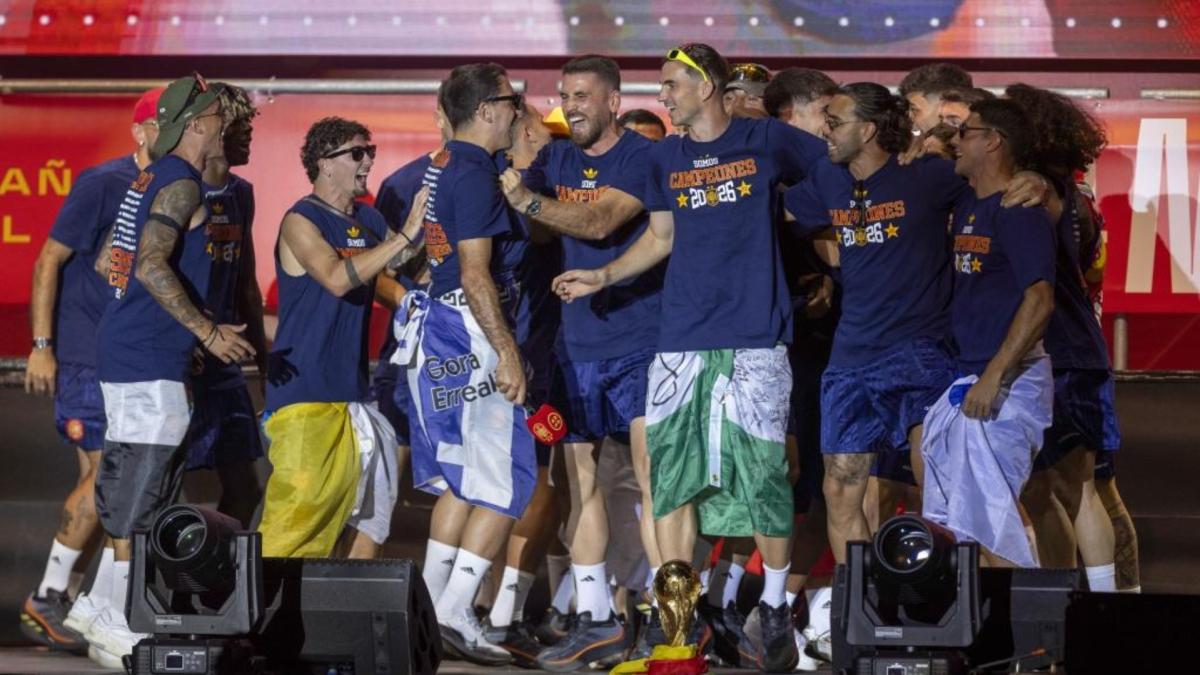 El cántico de "argentino el que no bote es" se coló en la fiesta del Mundial