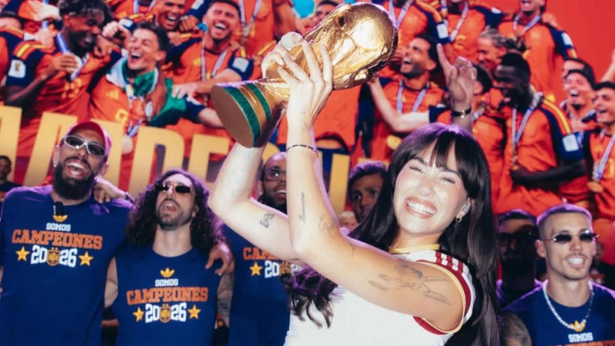 ¡TROLEO AL MÁXIMO! Un equipo argentino fue recibido con la canción "Superestrella", la misma que España usó para celebrar el título mundial