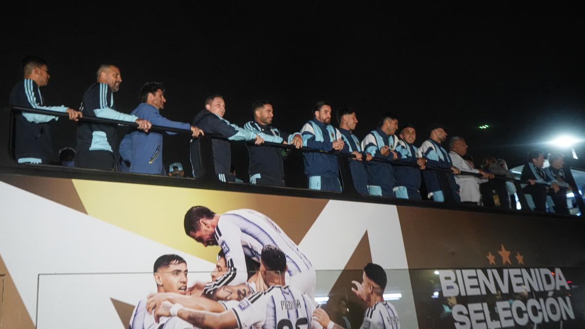 Tapia al pueblo argentino: 'Fueron superiores, nos ganaron bien'