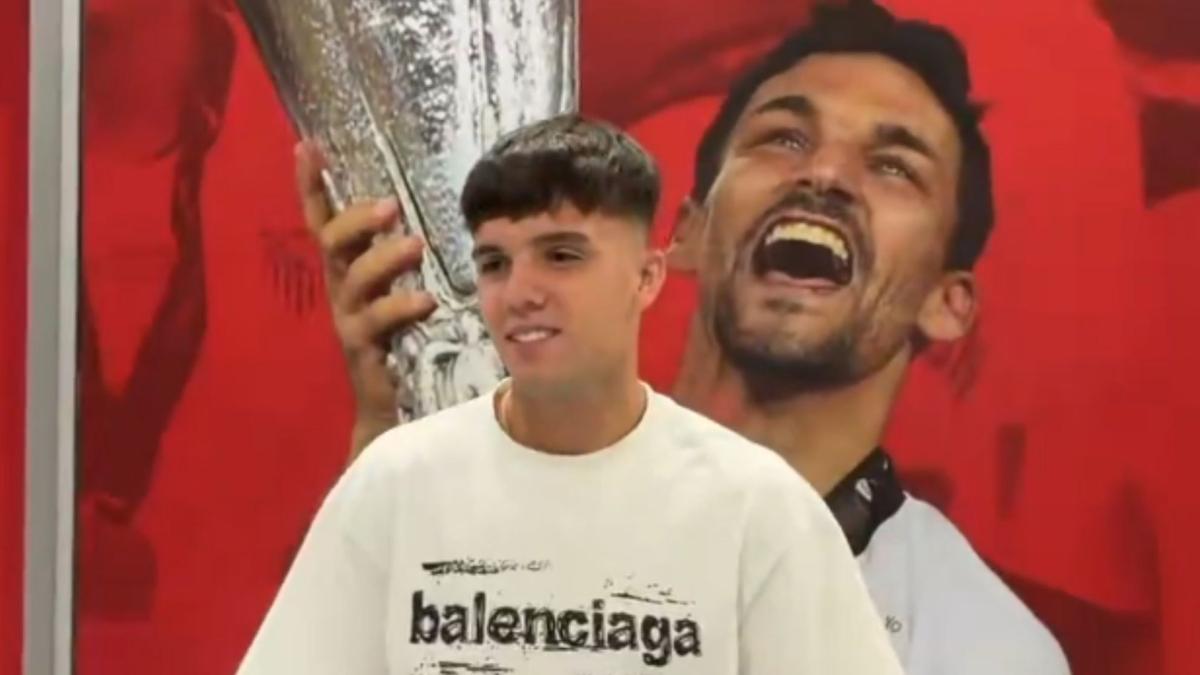 Julio Díaz llega a Sevilla y está a punto de firmar hasta 2030