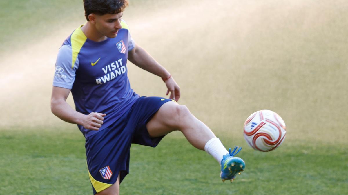 Julián Alvarez ya entrena para el Atlético