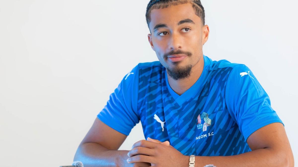 Nathan Zézé, otra opción para el central