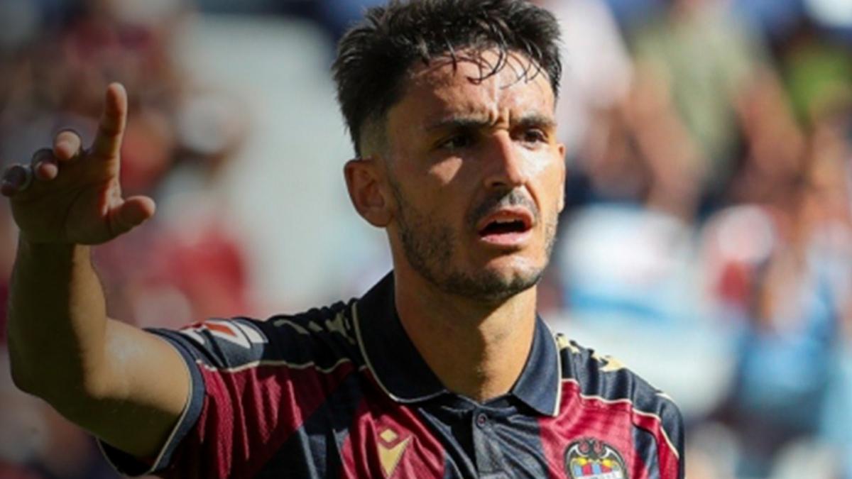 Elgezabal regresa al Eibar para reforzar la zaga
