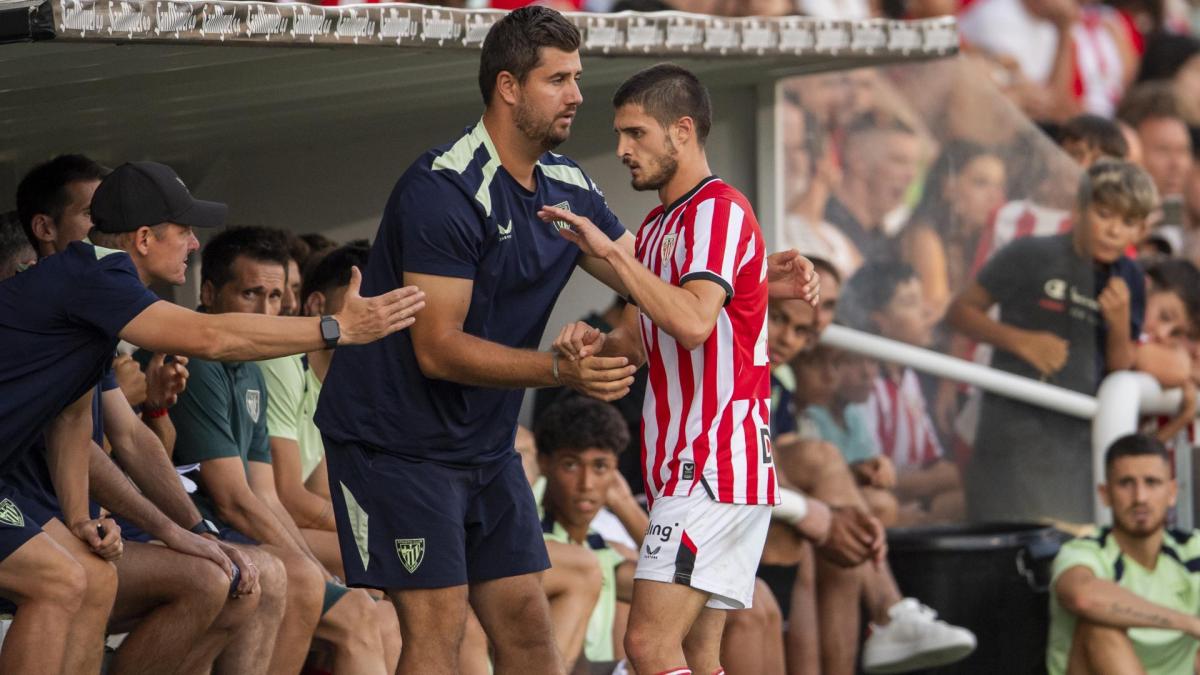 Athletic Club define estrategia en el mediocampo ante Barcelona