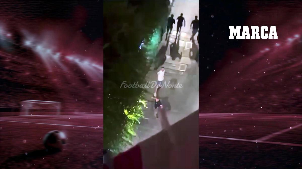 Pelea entre Riazor Blues y ultras del Génova antes del amistoso de esta noche en Italia