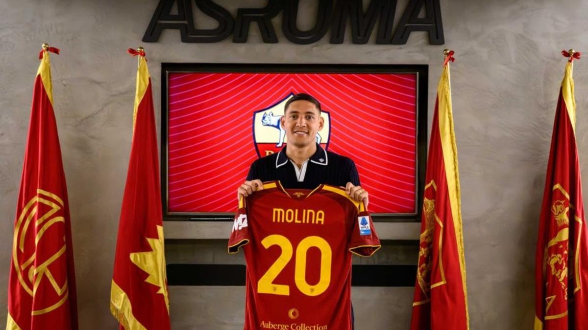 Nahuel Molina ficha por la Roma hasta 2030