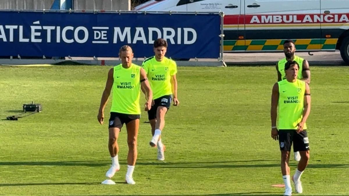 Julián Álvarez ya trabaja como ‘9’ en el Atlético