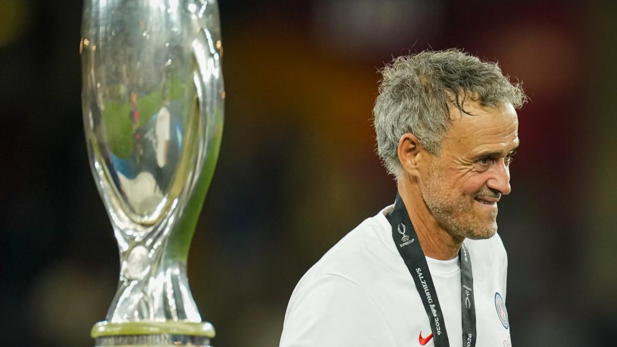 Luis Enrique apunta a la tercera Champions con el PSG