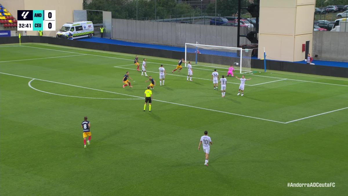 El Andorra golea al Ceuta en su debut liguero