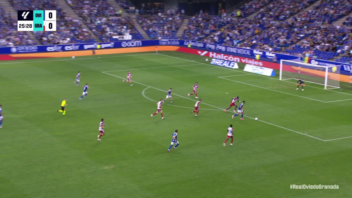 El Oviedo empuja sin premio ante un sólido Granada